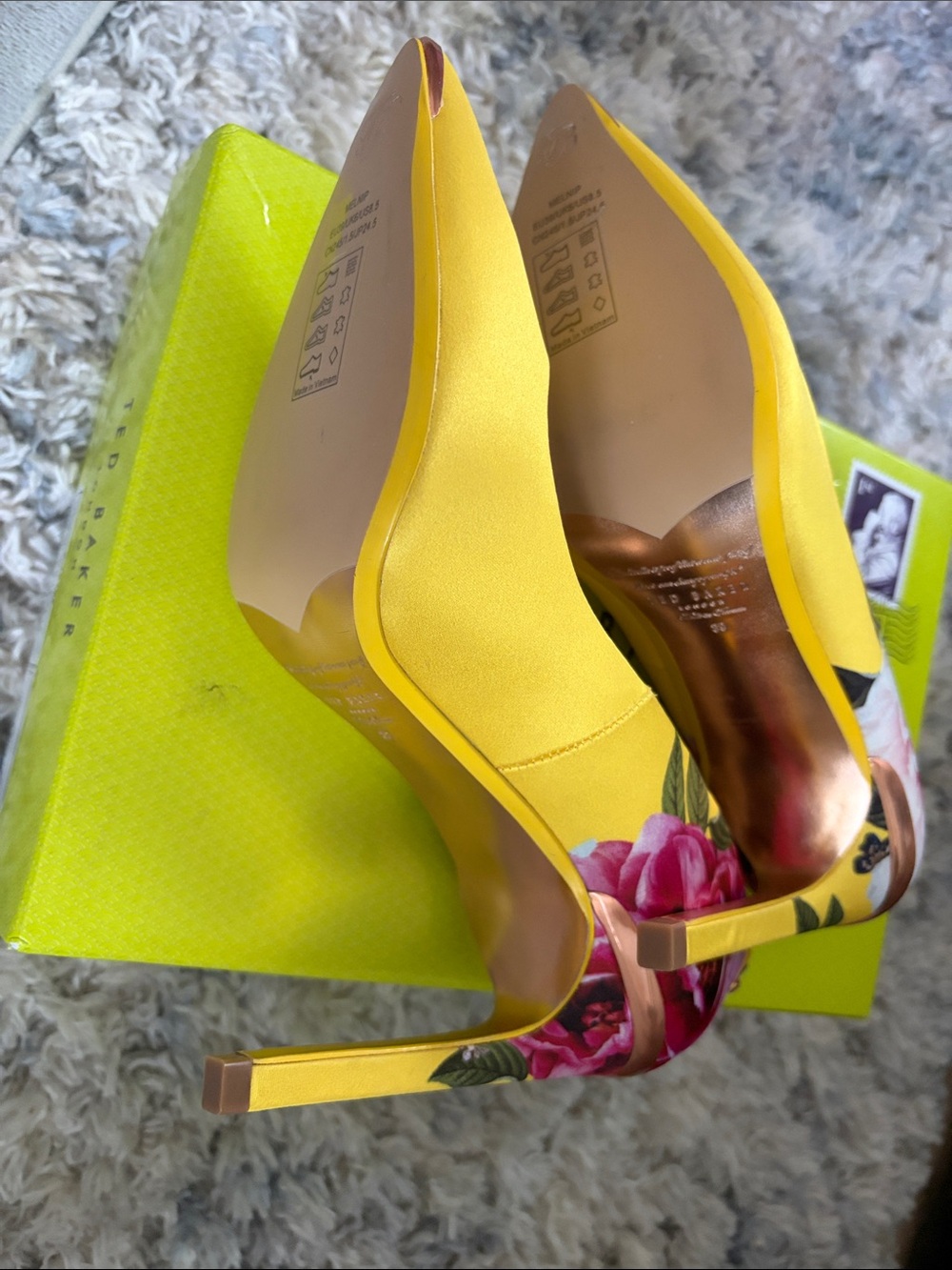 Ted Baker Yellow Pointed Toe Pumps with Pink Floral Heel - Picture 4 of 5